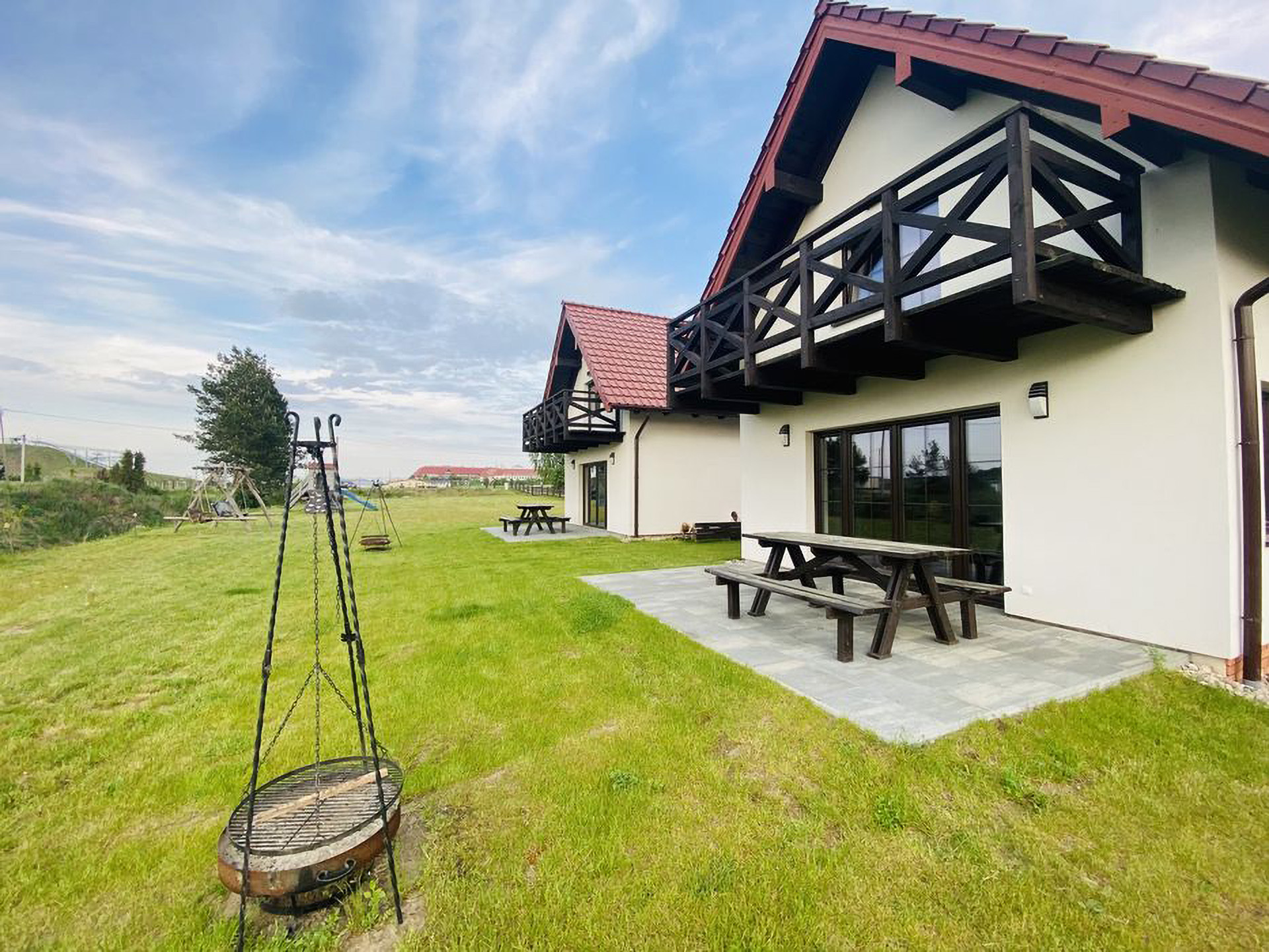 Widok zewnętrzny domku całorocznego w Prawdowie pod Mikołajkami